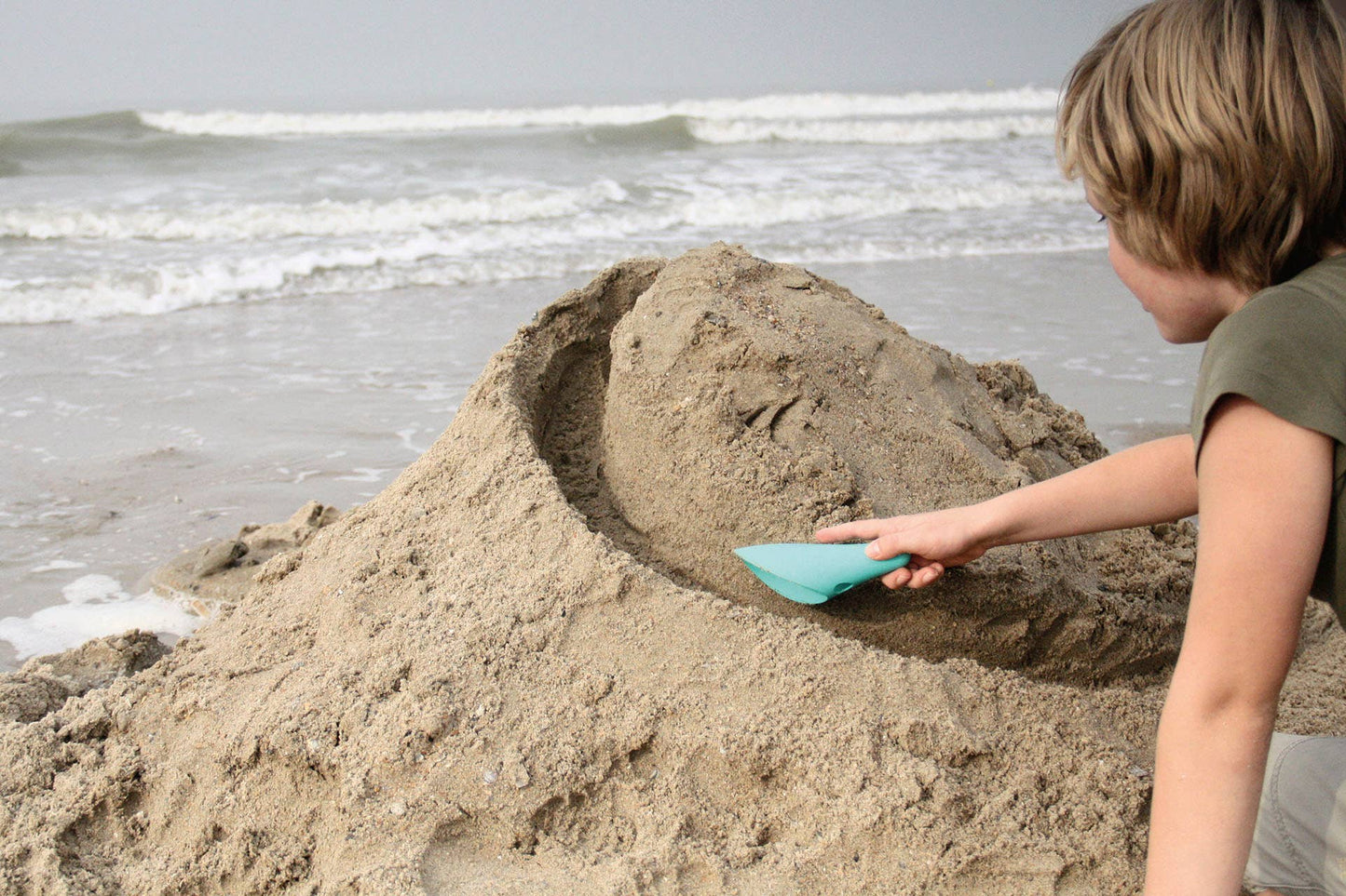 Cuppi | Shovel, Sifter and Ball In One!