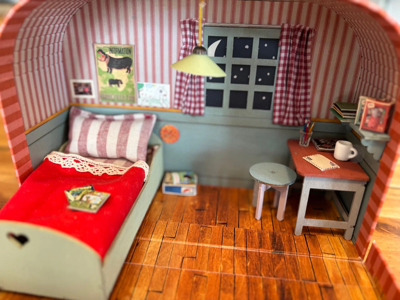 Mouse Mansion To Go | Kid's Room