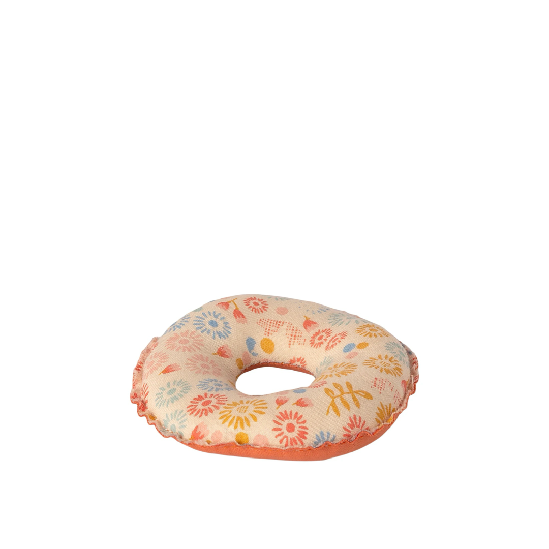Beach Float, Mouse | Flower