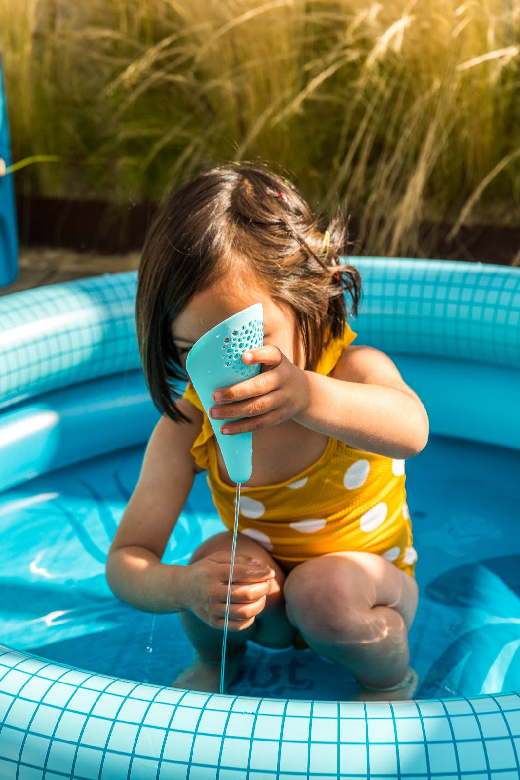 Cuppi | Shovel, Sifter and Ball In One!