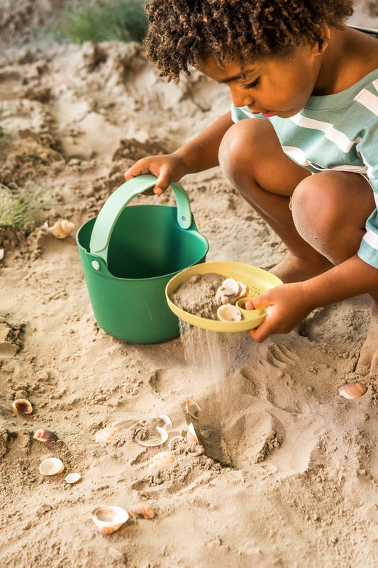 Bucki | Bucket & Sand Sifter