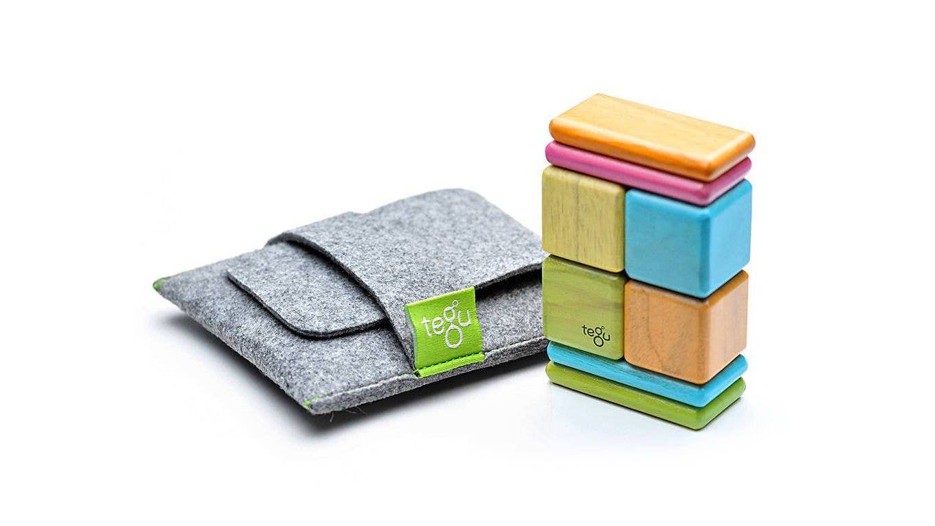 Original Pocket Pouch | Magnetic Wooden Block Set